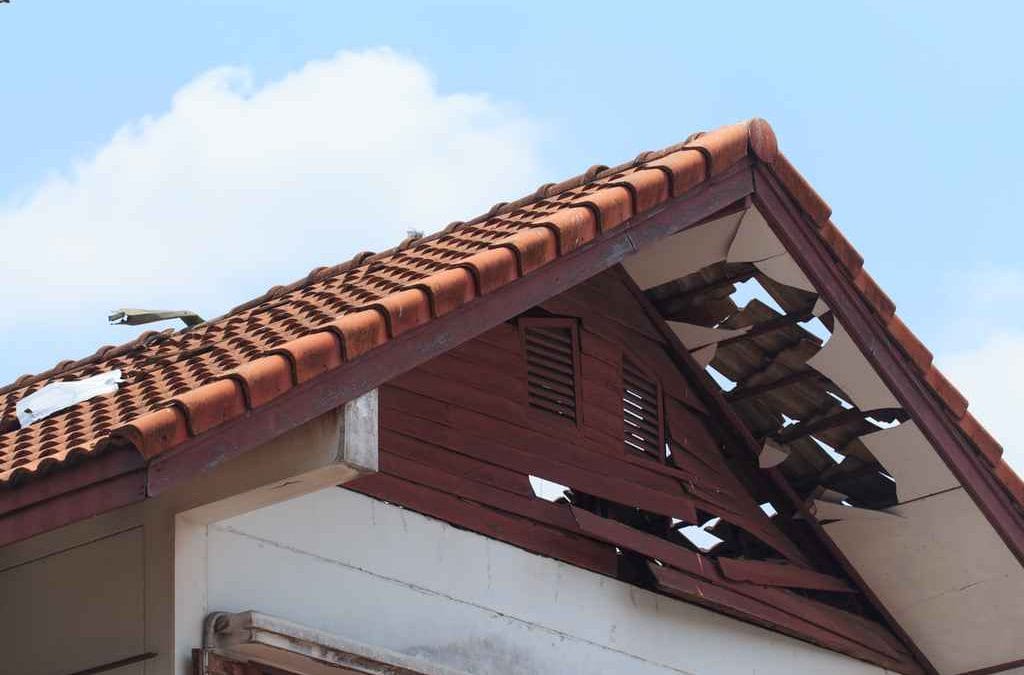 What Should I Do If a Storm Damages My Roof in ArkLaTex?